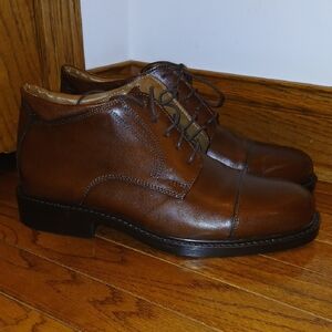 Men's Classic Brown Leather Chukka Boots 10